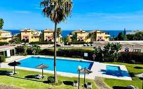 Cabopino, Las Mimosas